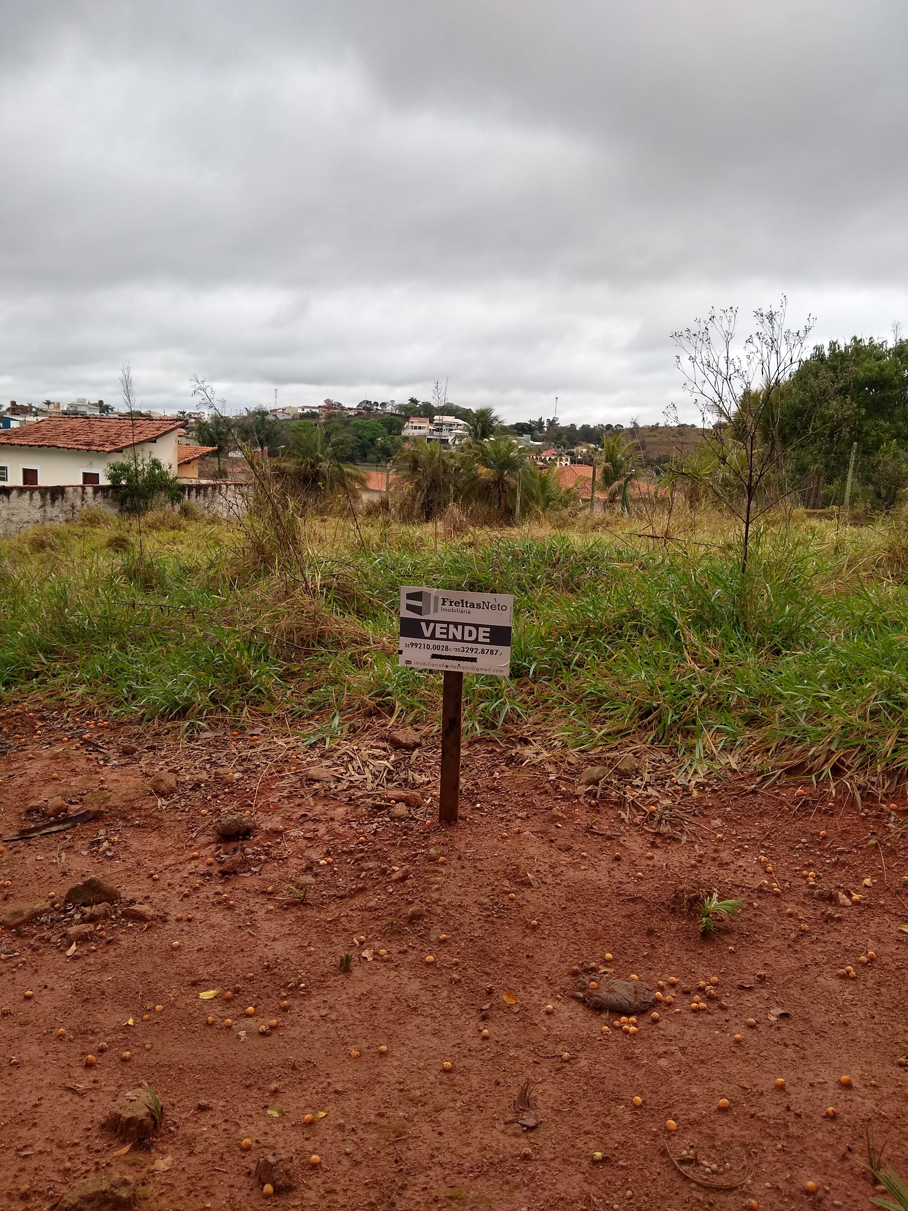 Imobiliária Freitas Neto em Alfenas - EM ALFENAS PRÓXIMO Á CIDADE DE FAMA,  - VALE DO LUAR