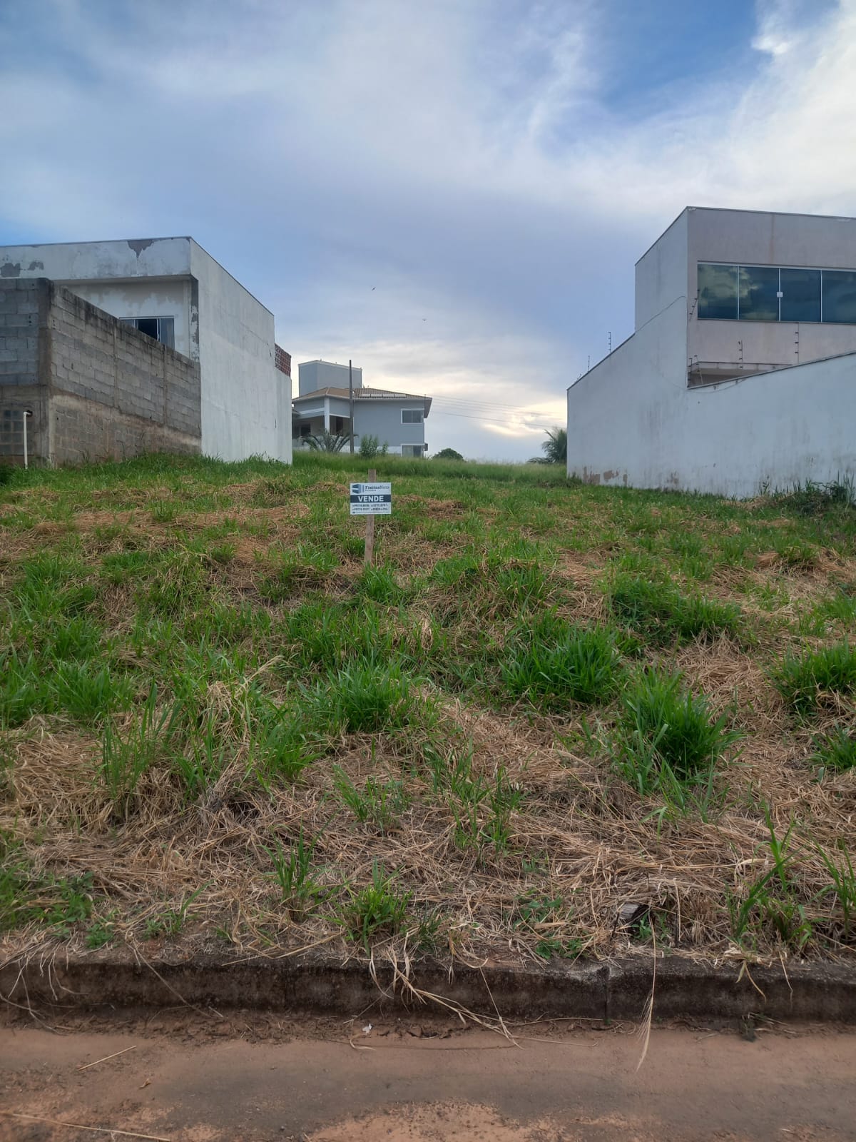 Imobiliária Freitas Neto em Alfenas - condominio lago azul,  - CONDOMÍNIO LAGO AZUL